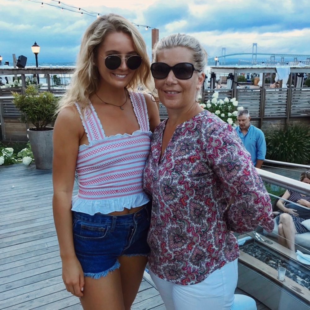 Meet your Posher, Sandie